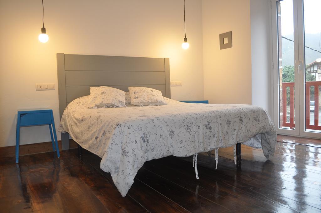 Hostal Auzoa Bera  Eksteriør billede